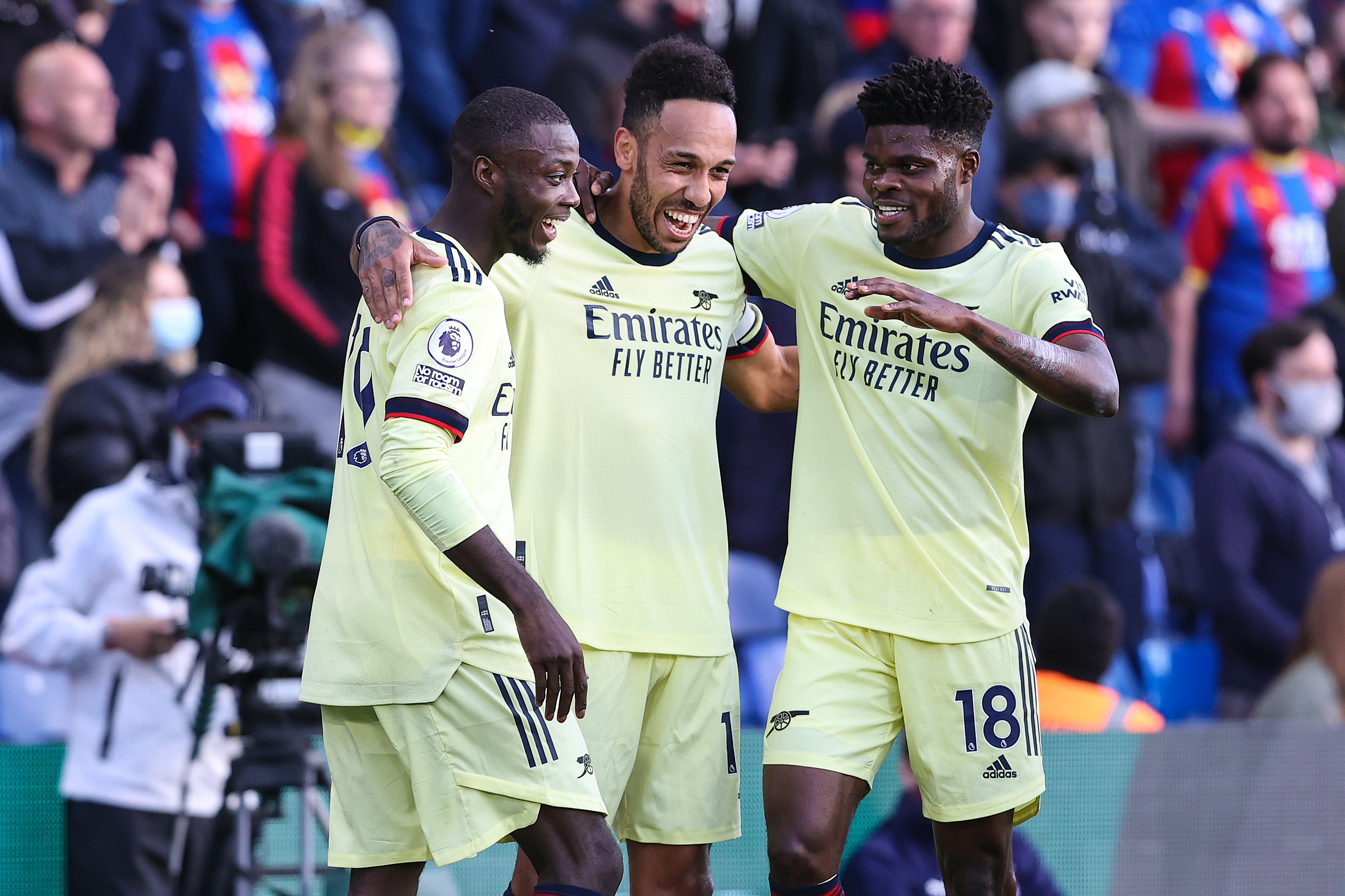 Crystal Palace 1-3 Arsenal: Pepe and Martinelli seal victory for Gunners