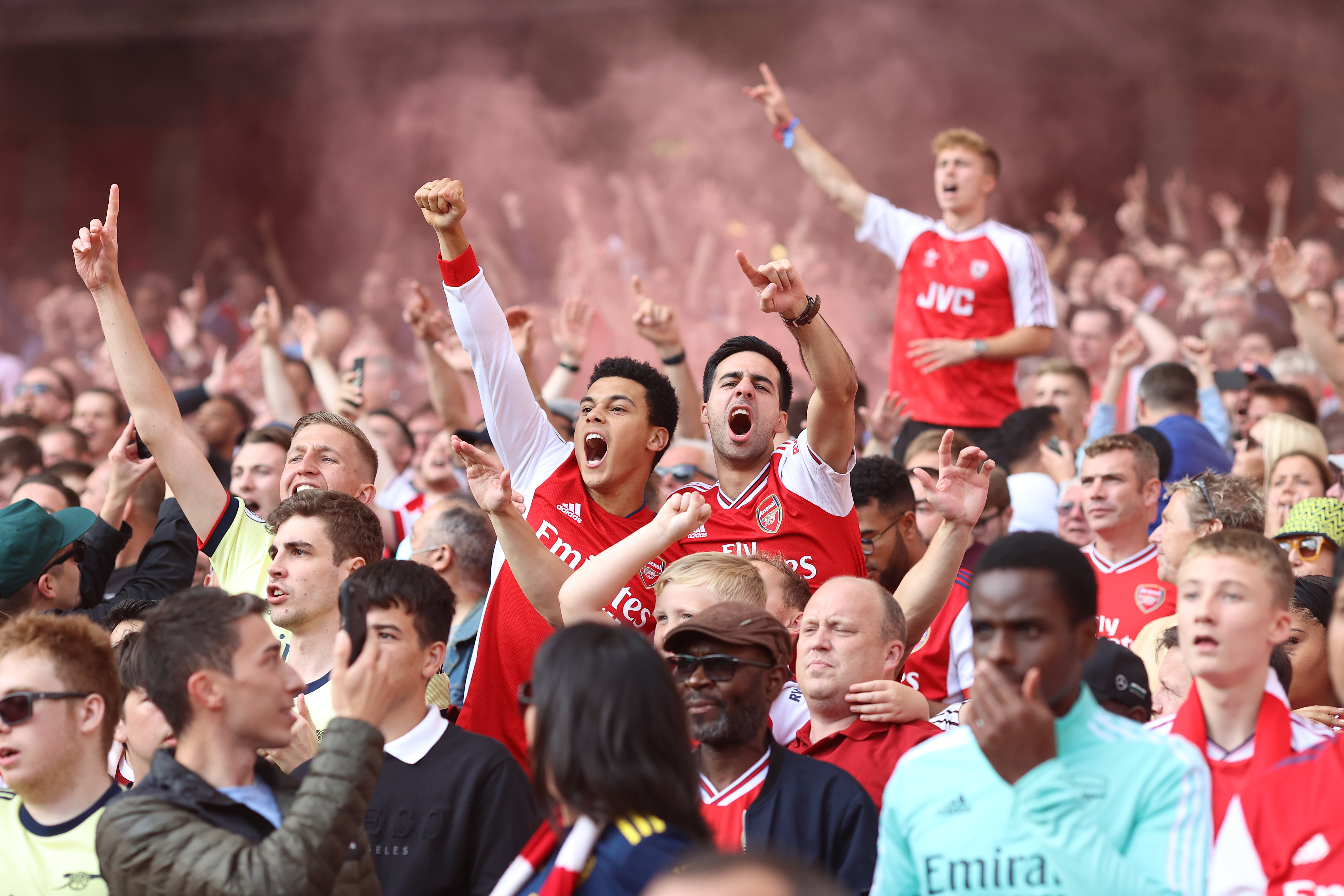 View From The Armchair: Victory Through Harmony - In praise of Gooners backing The Arsenal through thick and thin