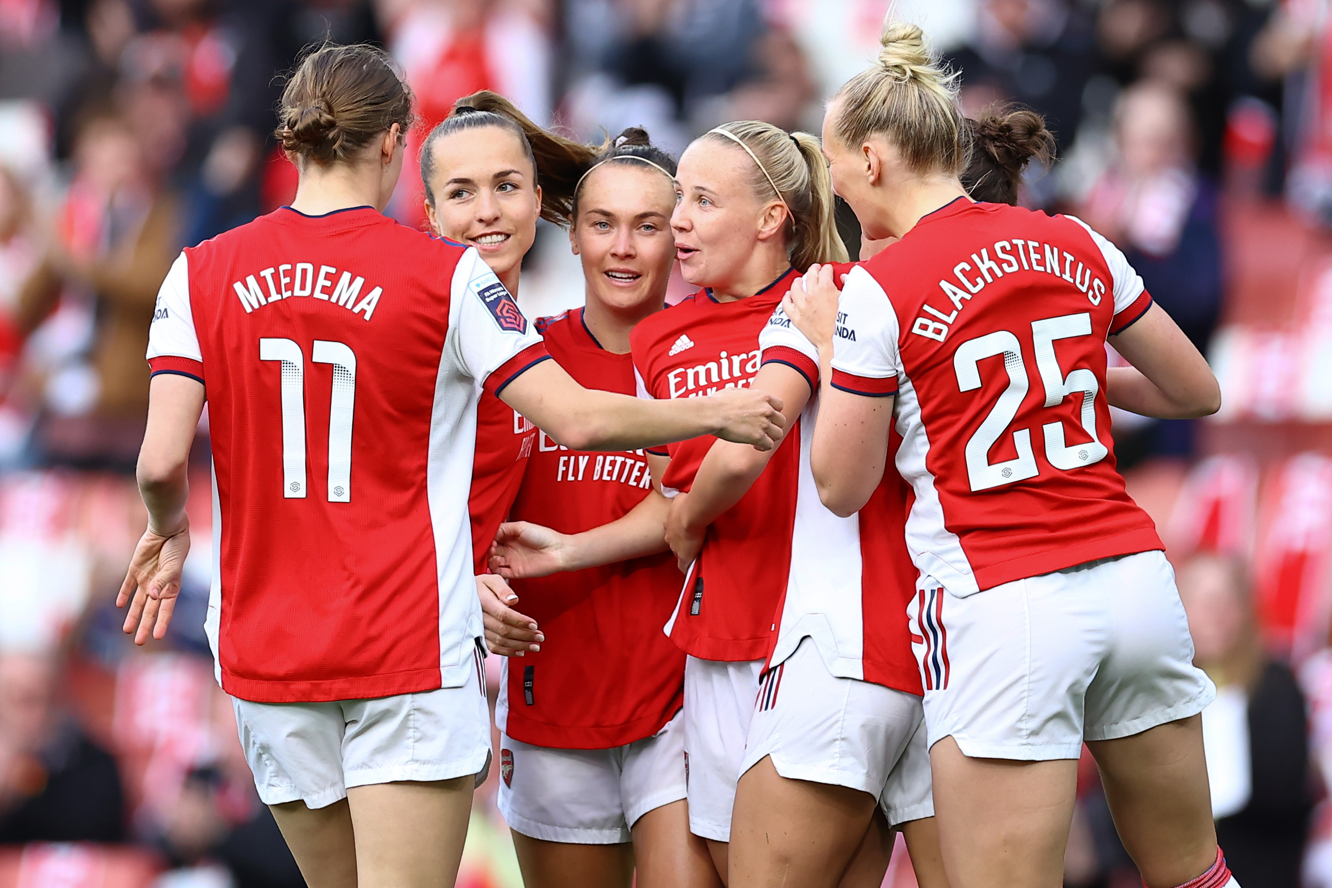 North London Is Red: Arsenal Women outclass sorry Spurs at the Emirates 