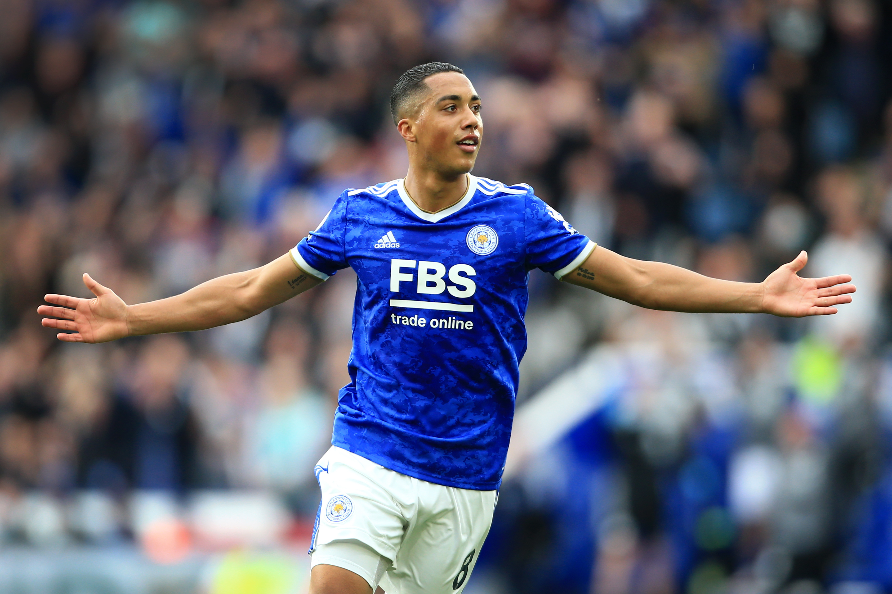 Arsenal speak with £120k-a-week star's agent as Gunners aim to land long-term transfer target Tielemans 