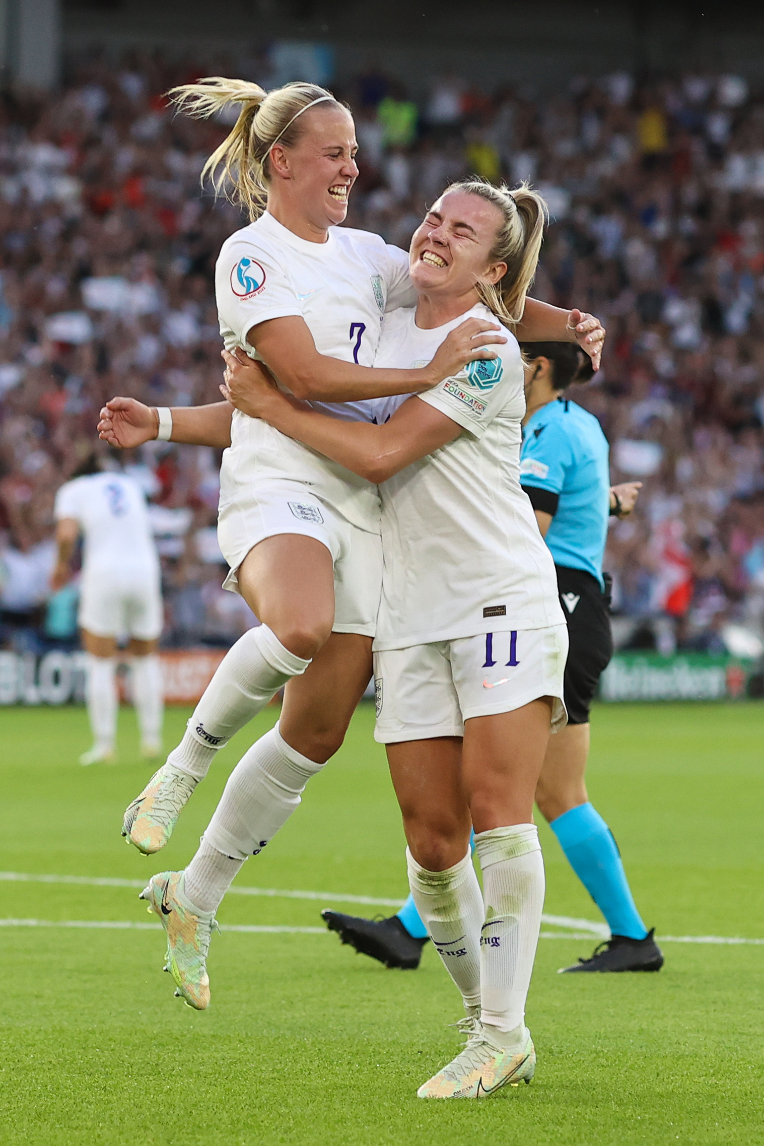 Arsenal Women's attacker Beth Mead strikes again as England make perfect start to Euro 2022