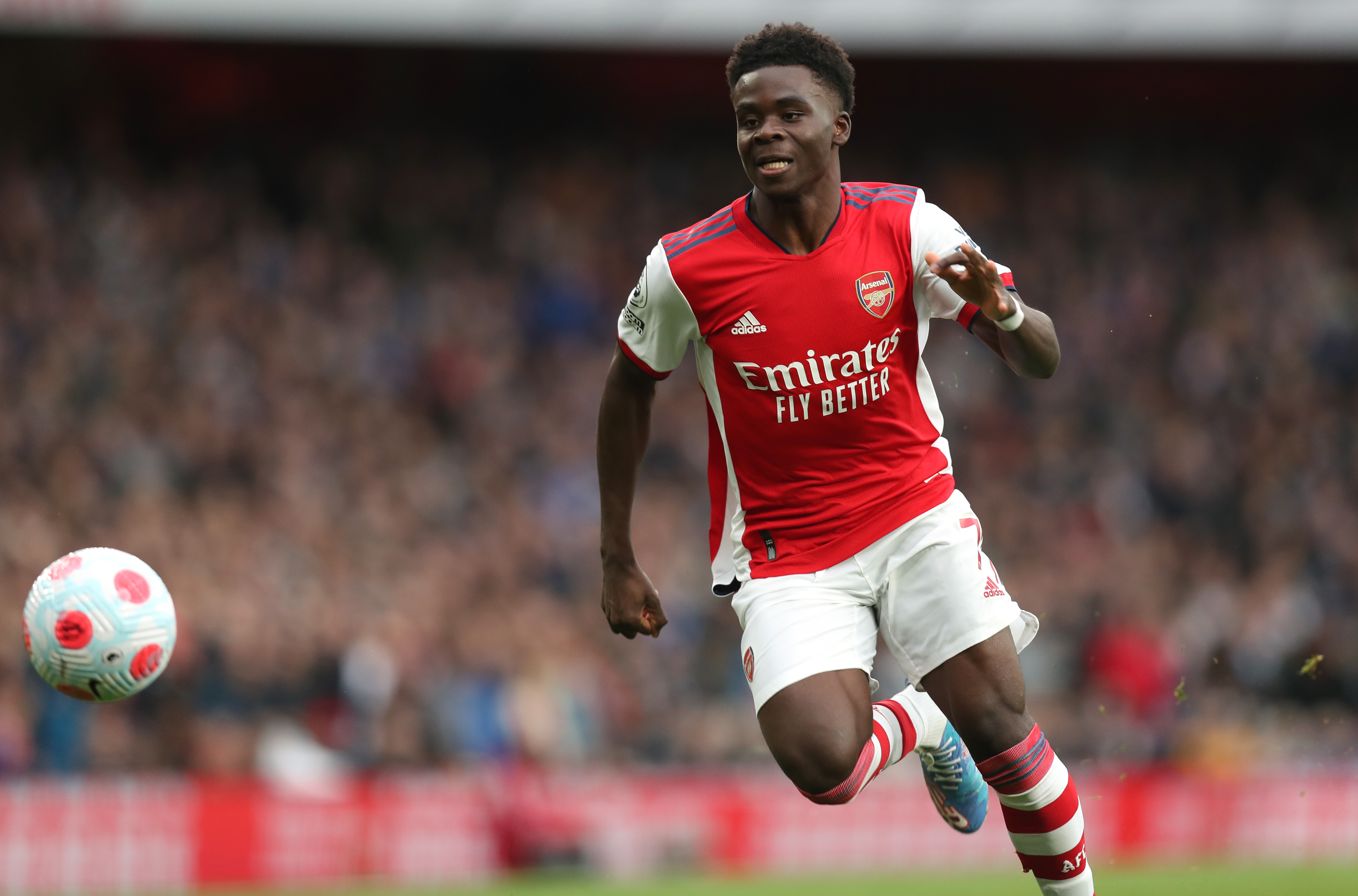 Arsenal offer Bukayo Saka £150,000 per week new long-term deal 