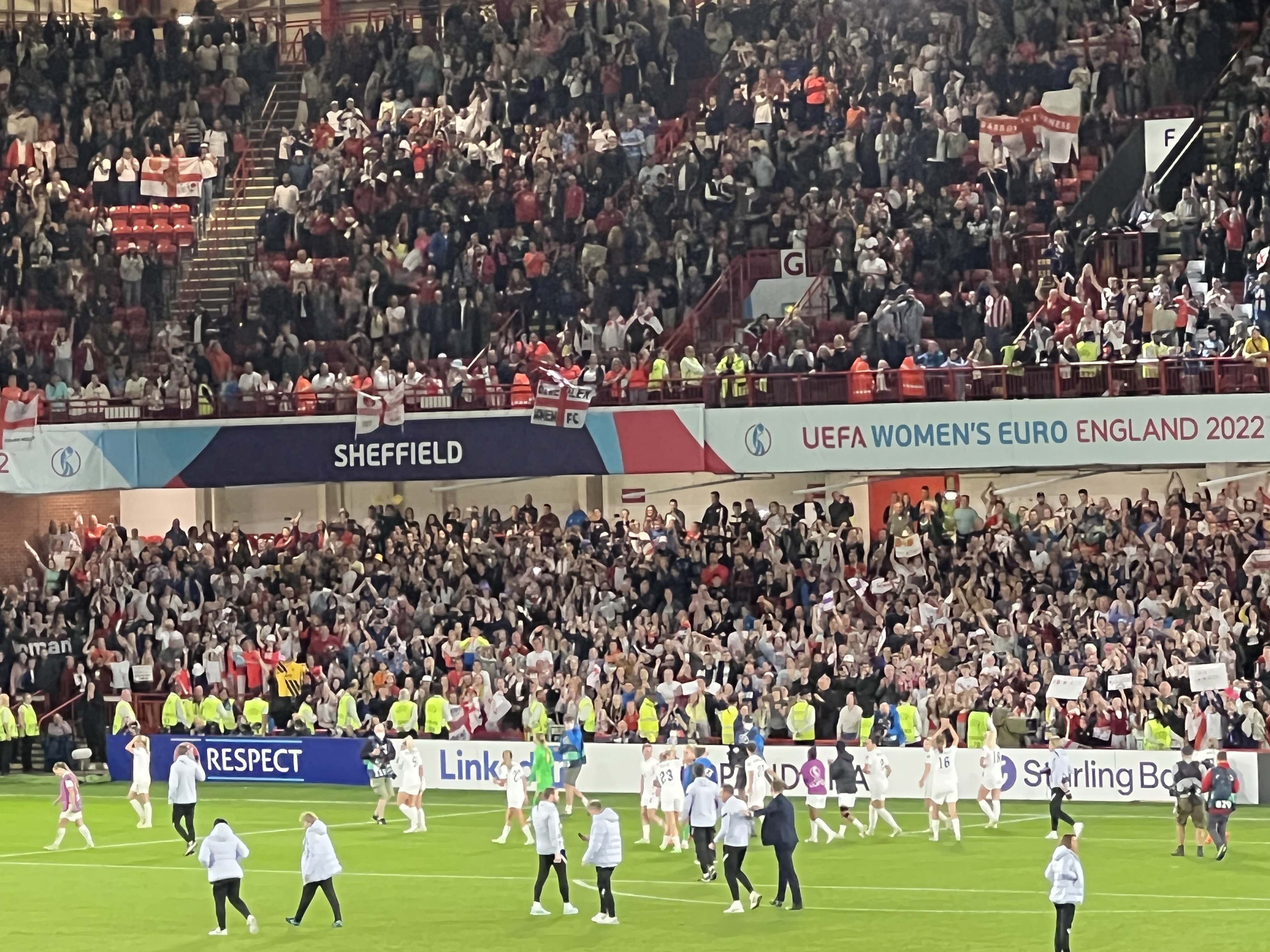 HRH The Queen set to honour Lionesses if England beat Germany in Euro 2022 final 