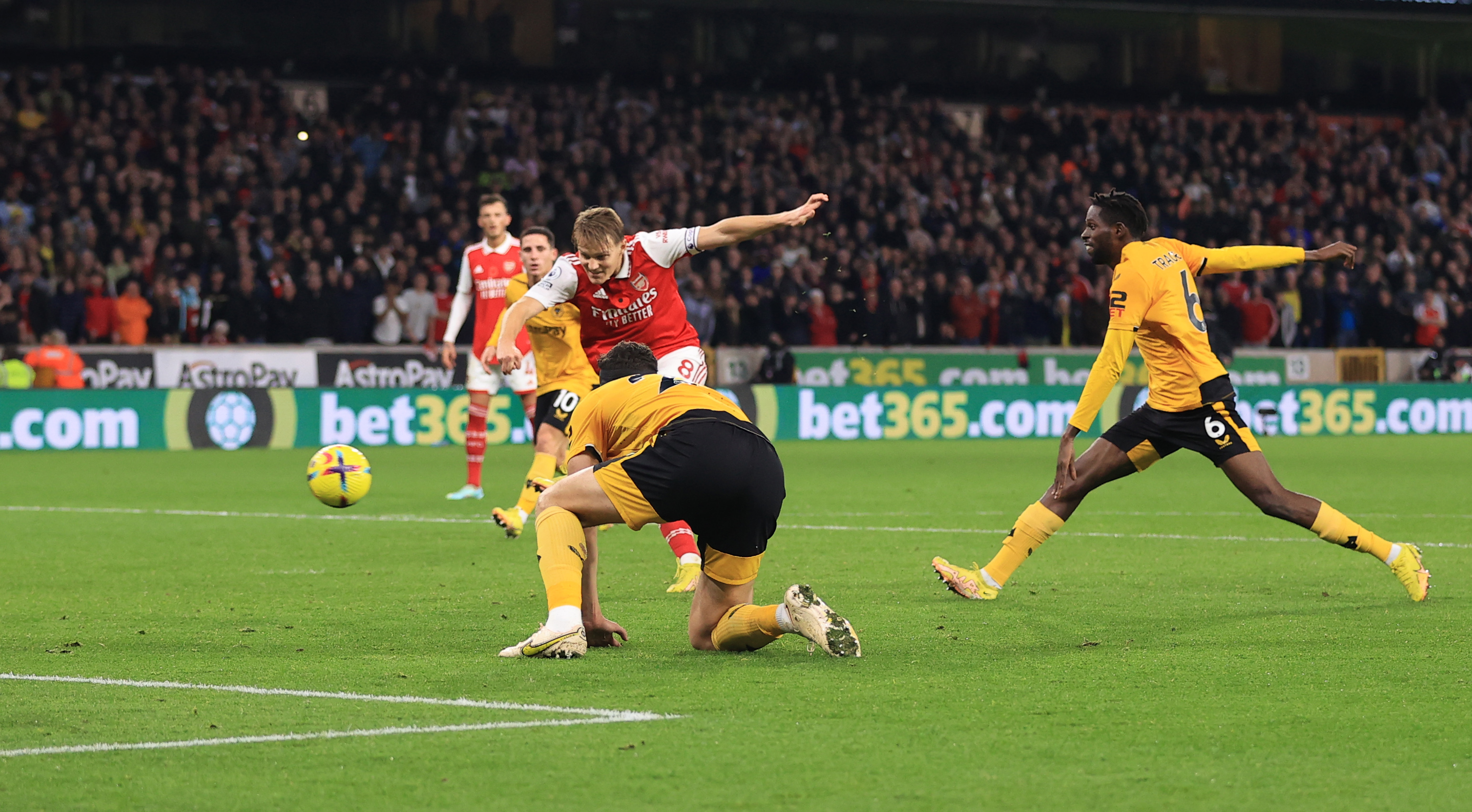 Player Ratings: Arsenal beat Wolves 2-0 to lead Premier League by five points