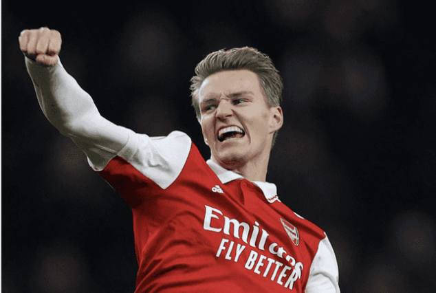 Tottenham Hotspur 0-2 Arsenal: Gunners show character to move eight points clear