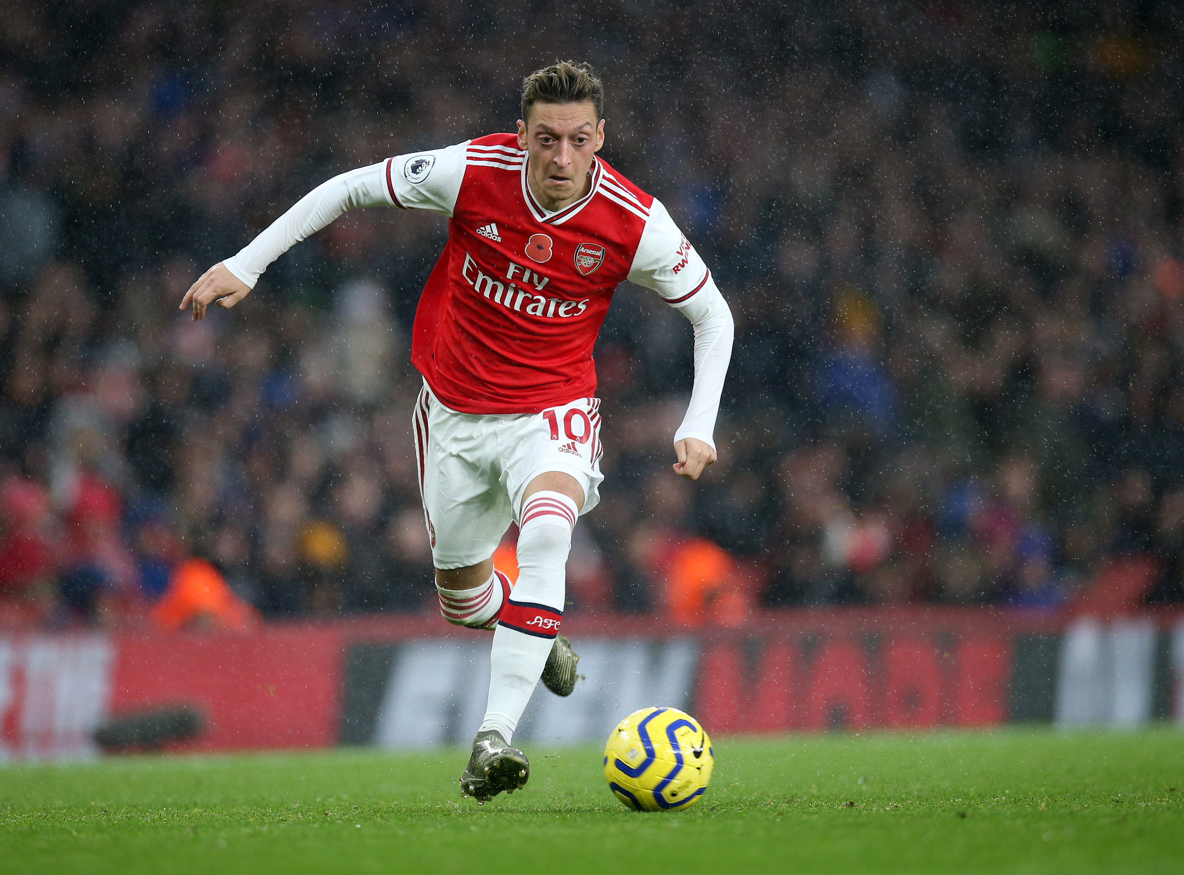 Mesut Özil retires from football