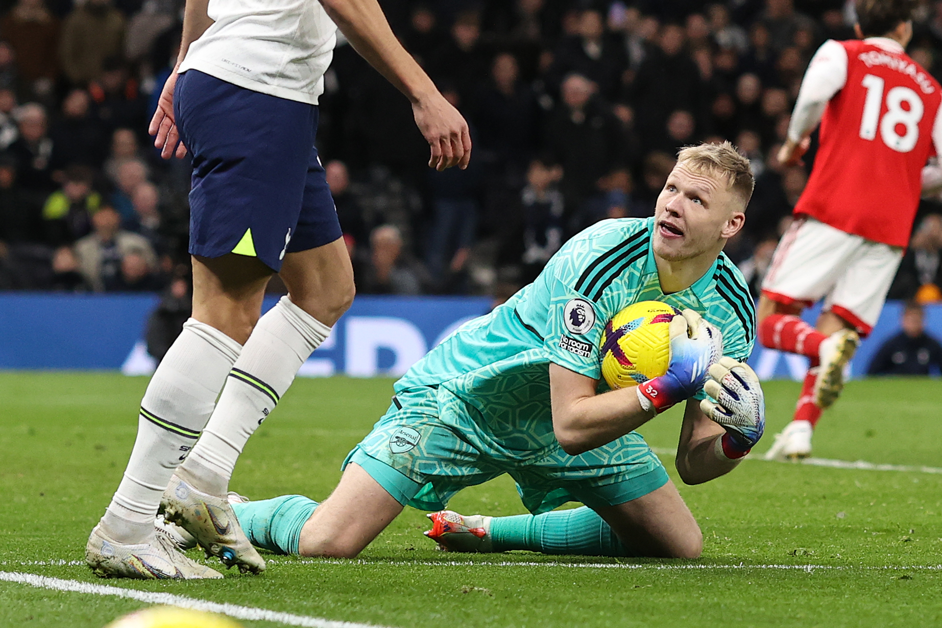 Arsenal keeper Aaron Ramsdale nominated for Premier League Save of the Month