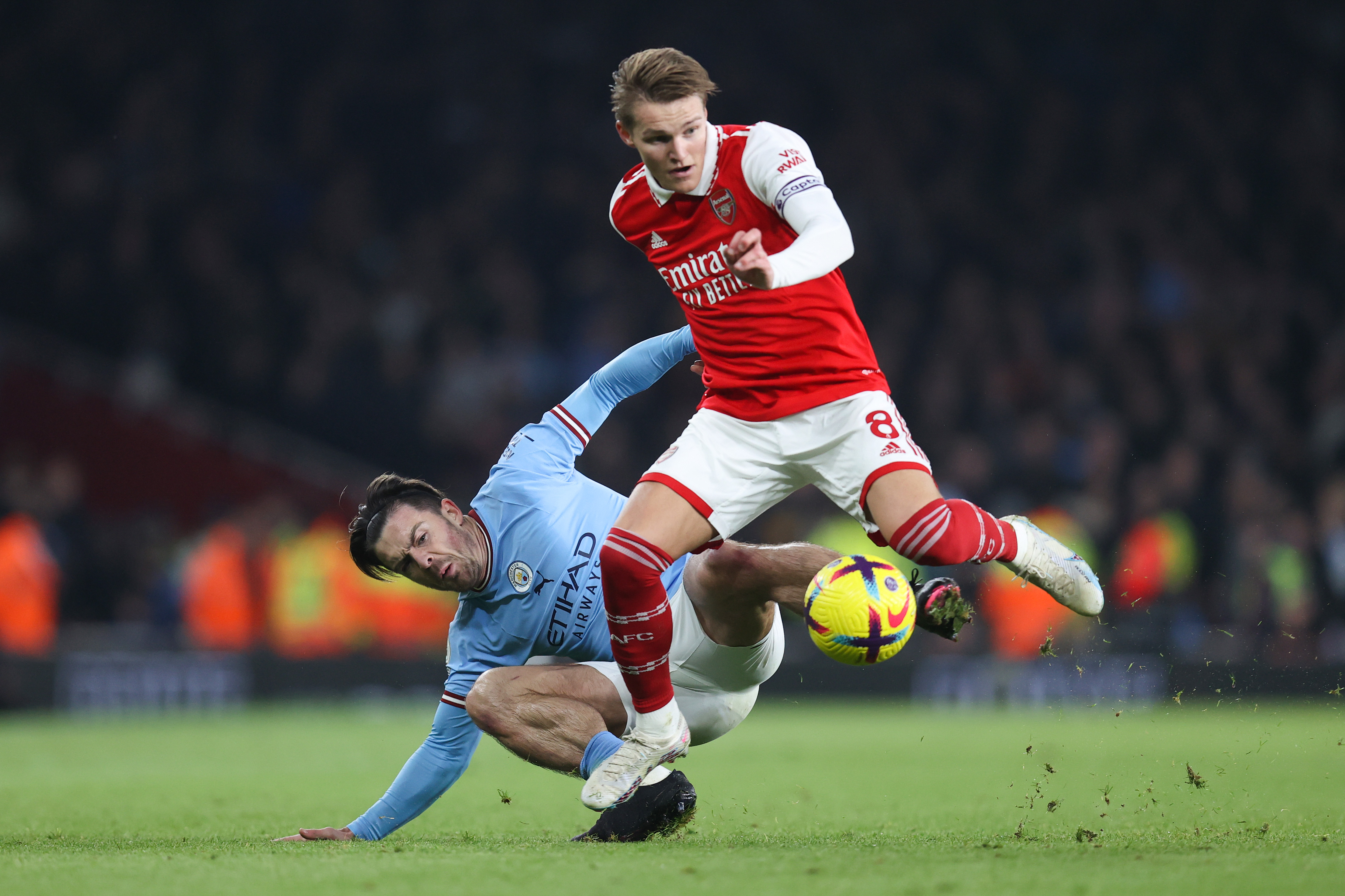 Live Blog: Manchester City 4-1 Arsenal in top of the table clash