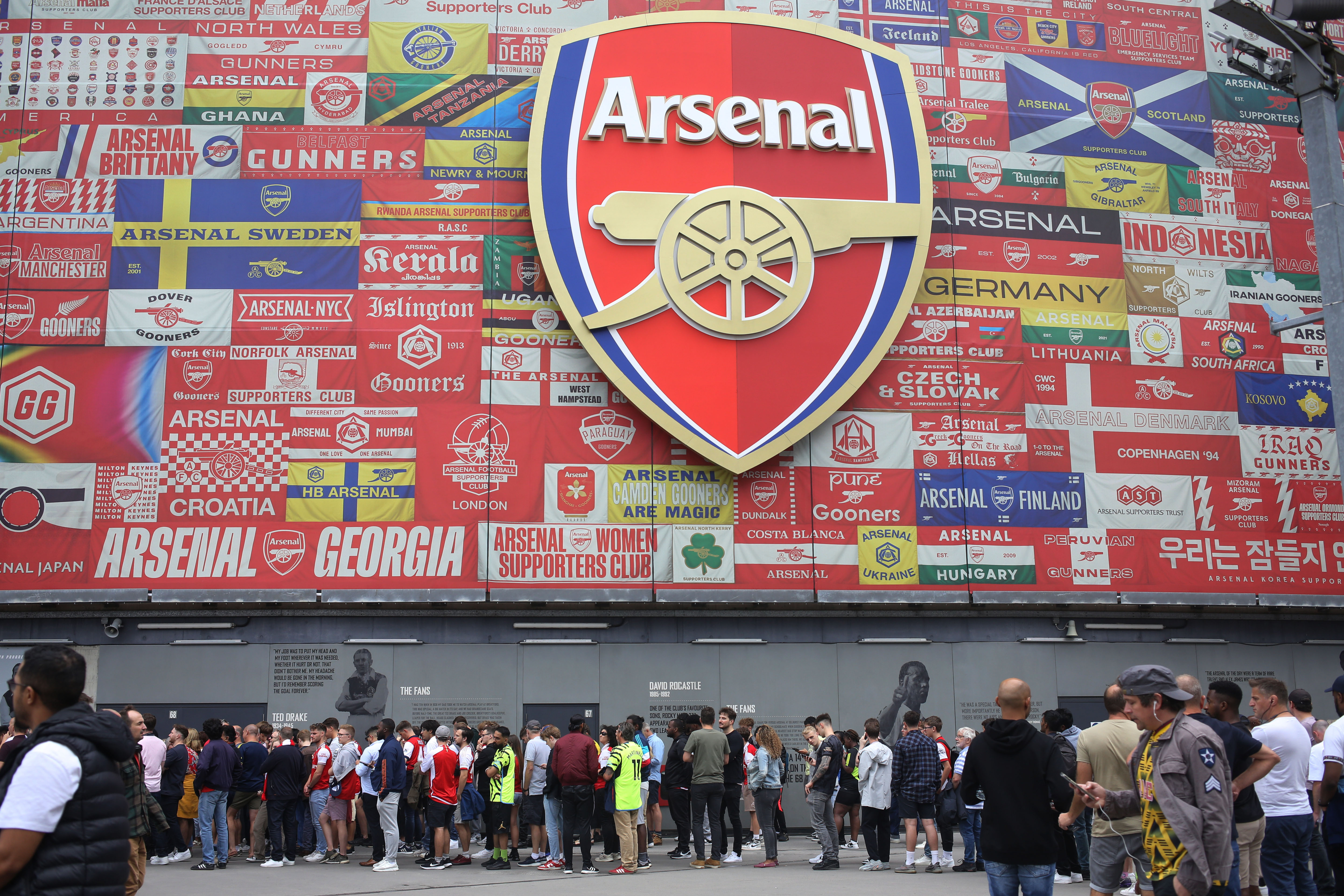 Support Islington Foodbank at The Arsenal  this weekend 