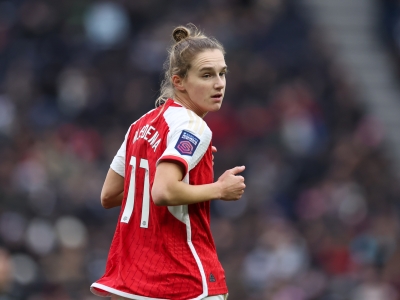 Vivianne Miedema to miss several weeks due to knee surgery