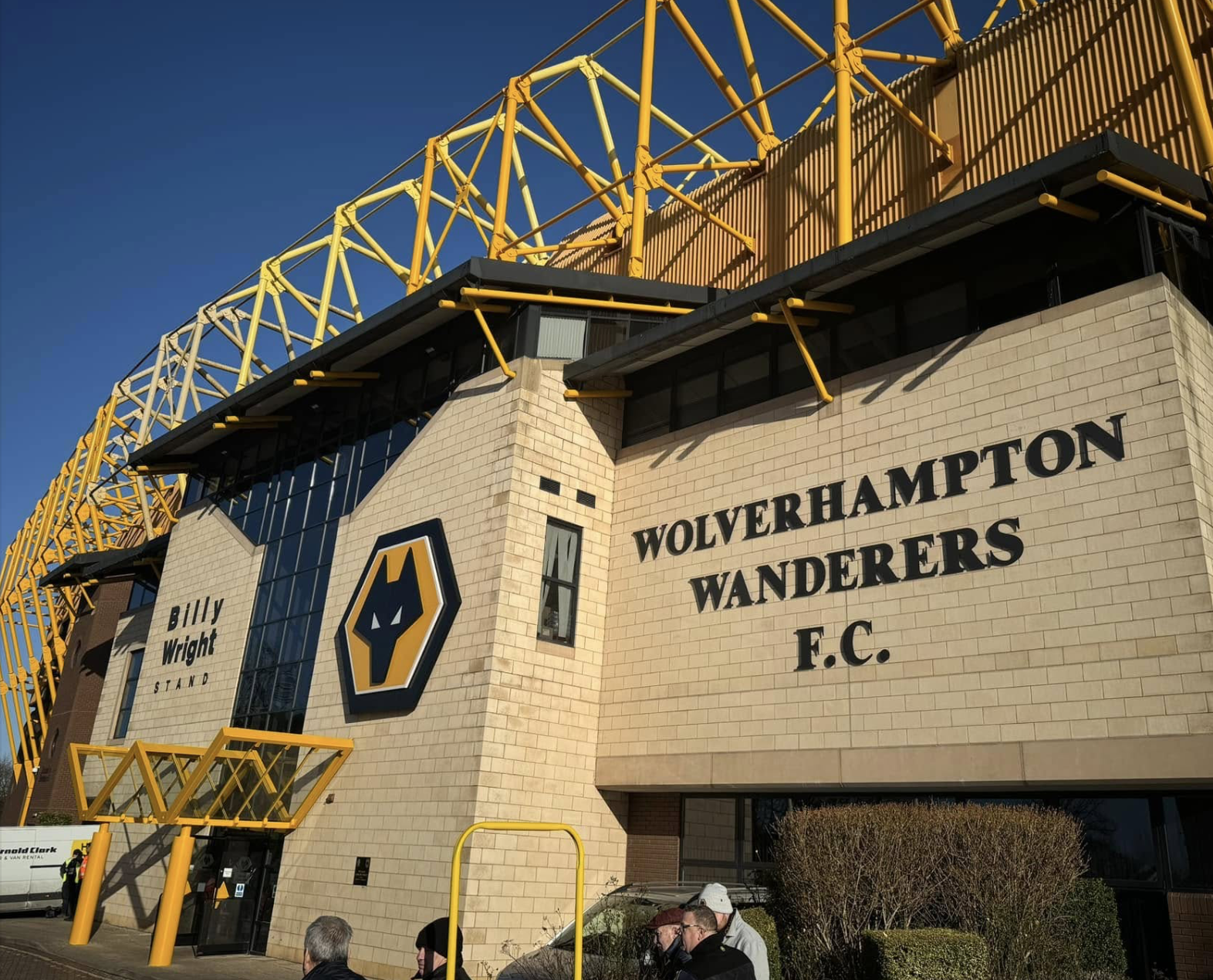 How to watch Wolves vs Arsenal: TV, Live Steam, latest team news, head to head and much more 
