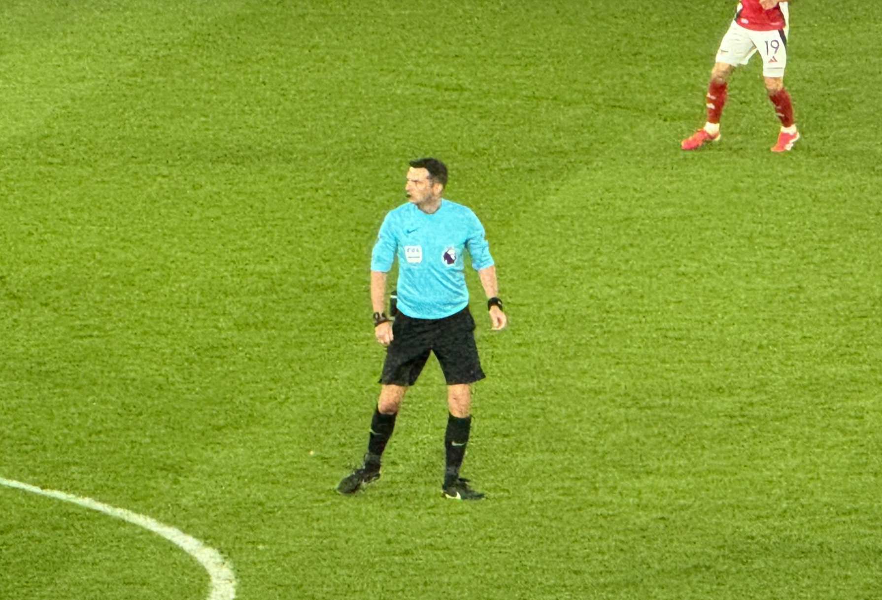 Michael Oliver: You Are Not Fit To Referee