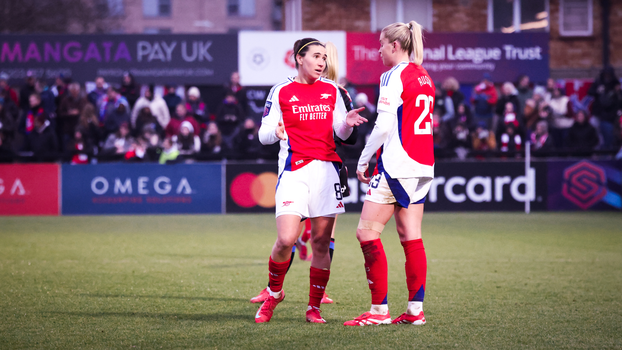 Alessia Russo praises Mariona Caldentey ahead of Real Madrid quarter-final