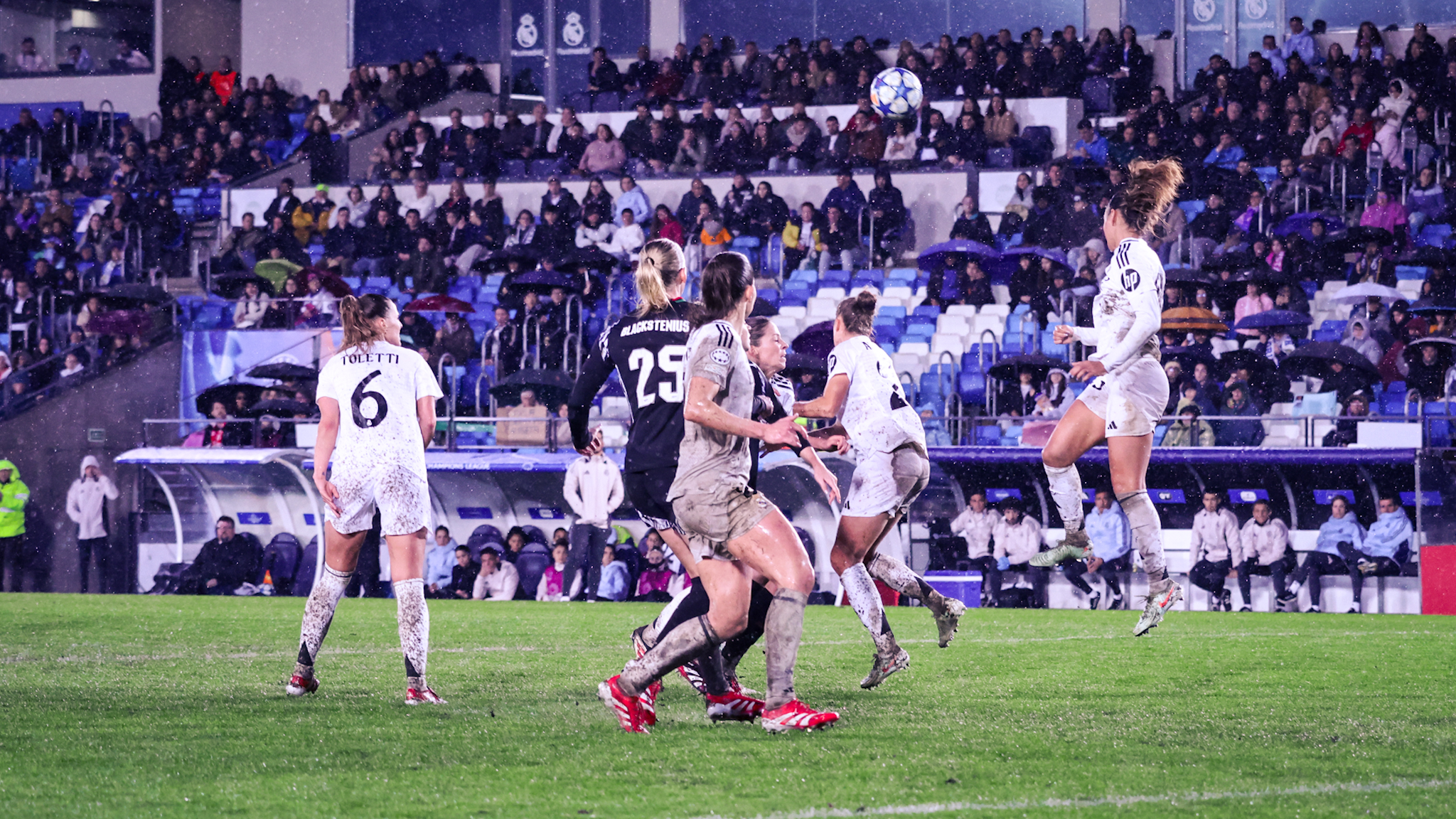 Player Ratings: Arsenal Women fall to 2-0 first leg defeat against Real Madrid