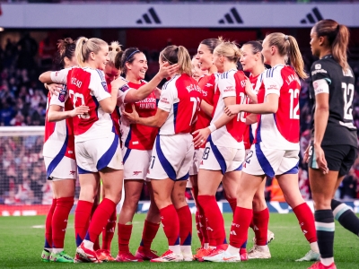 Ten of the Best: Here's 10 superb shots by Suzy Lycett from Arsenal Women beating Liverpool 4-0