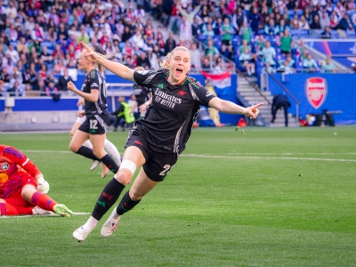 AWFC gallery: the 10 best pictures from a huge victory in Lyon