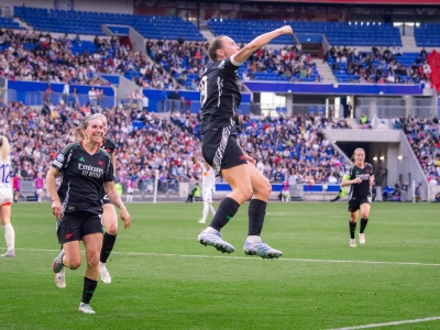 AWFC gallery: the 10 best pictures from a huge victory in Lyon
