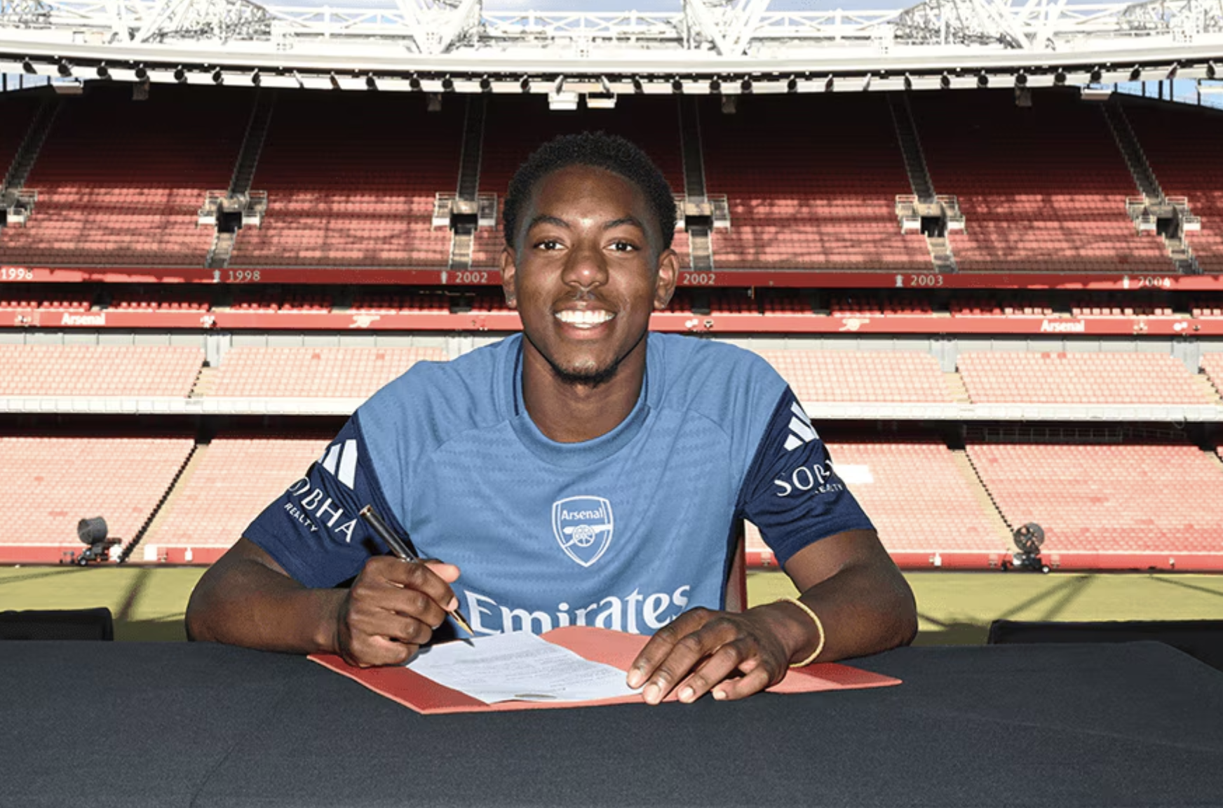 Myles Lewis-Skelly signs long term contract with Arsenal