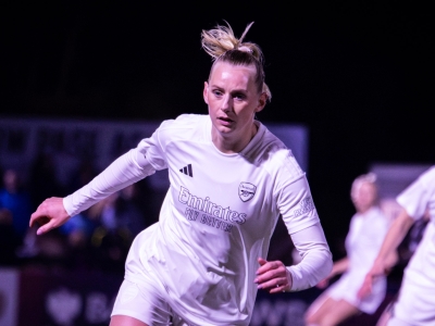 Euro 2025: Stina Blackstenius scores as Sweden cruise to knockout stages