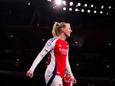 Euro 2025: Stina Blackstenius shines as Sweden dismantle Germany to top group