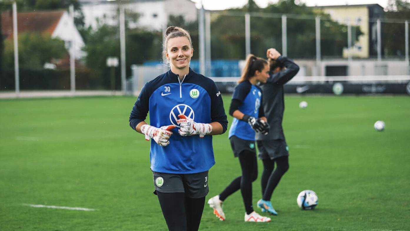 Arsenal Women sign German goalkeeper Anneke Borbe after Wolfsburg departure
