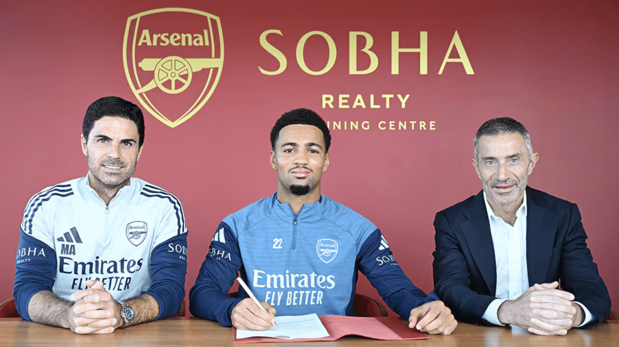 Ethan Nwaneri signs new long term deal with Arsenal 