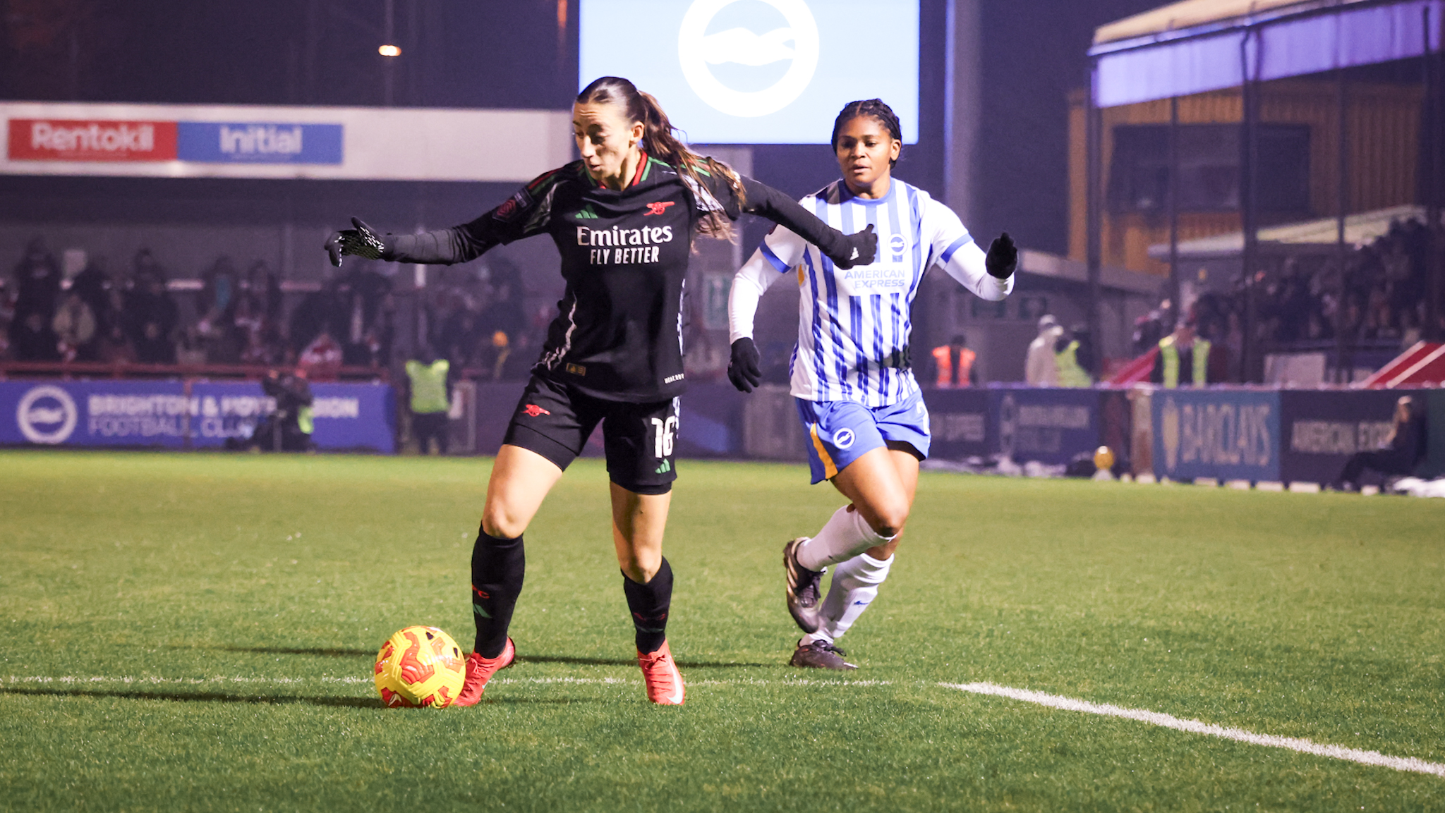 Rosa Kafaji joins Brighton on loan from Arsenal Women