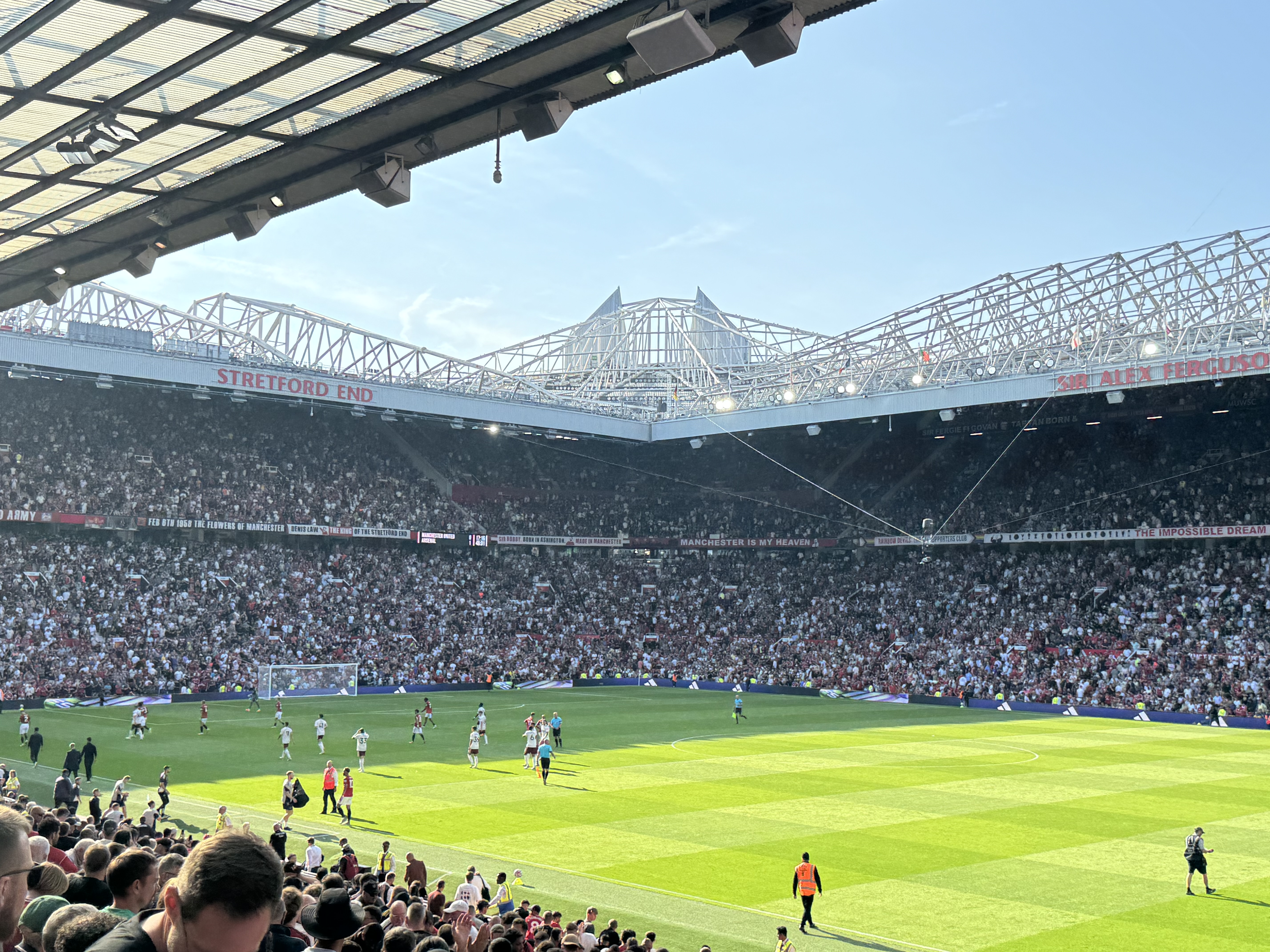 Four Reasons to Enjoy Arsenal's Hard-Fought Win at Manchester United 