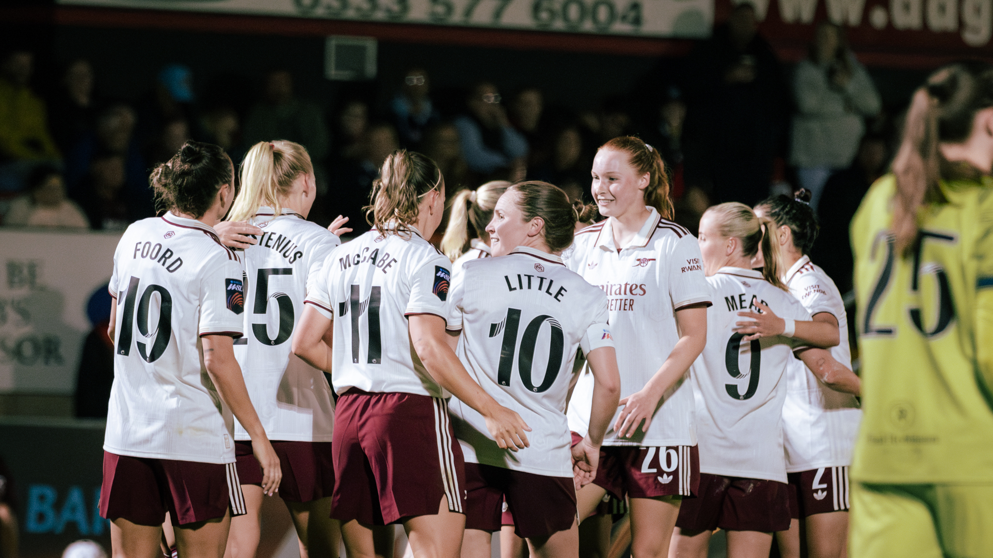 The Arsenal Women press: A tactical exploration of high press, mid-block, and triggers in the 0-0 draw with Manchester United