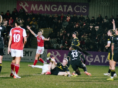 Gallery: The best shots from Arsenal Women vs Manchester United by Suzy Lycett