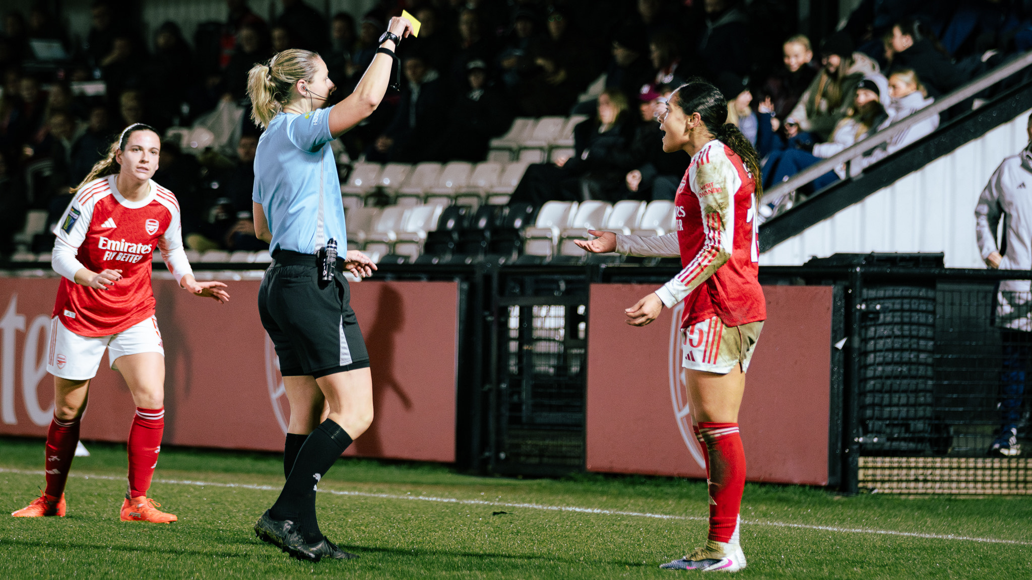 Gallery: The best shots from Arsenal Women vs Manchester United by Suzy Lycett