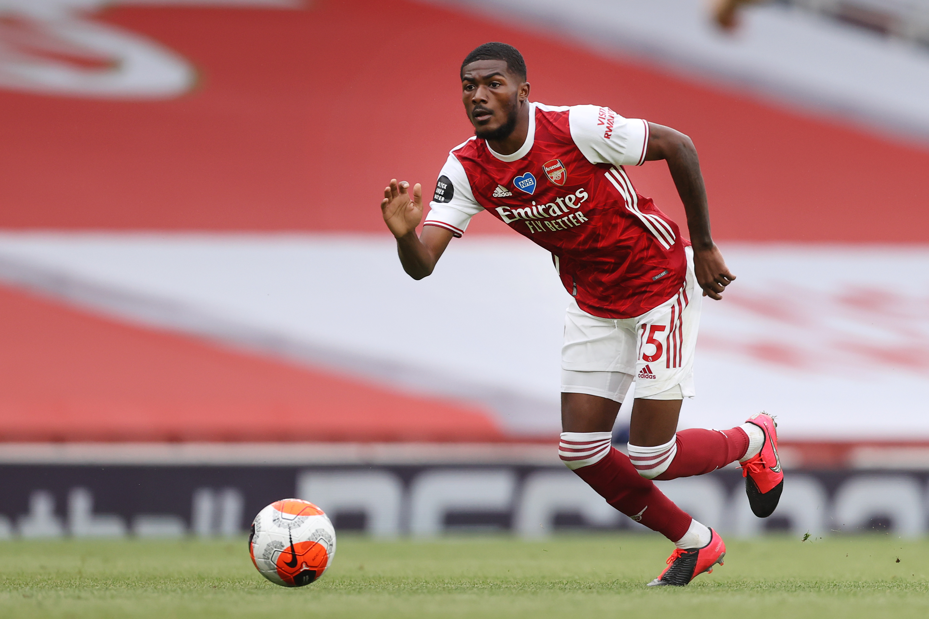 Arsenal's Maitland-Niles joins West Brom on loan