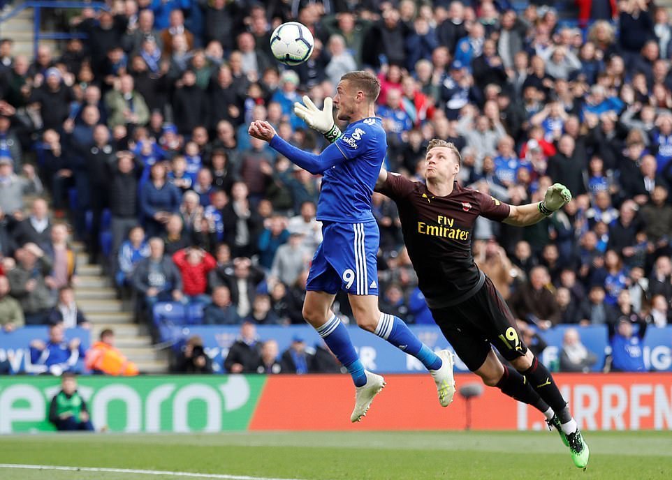 Insipid Arsenal Fail At Leicester